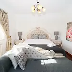 Villa Grace